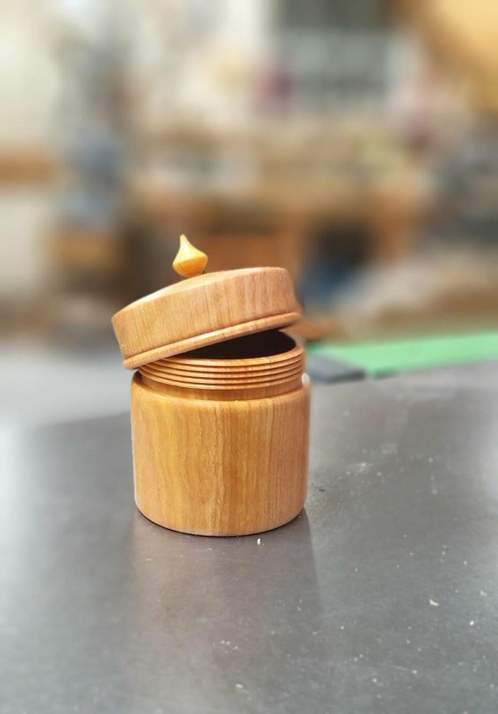 30/12/2025 Screw threads making with Jan Hovens (German spoken)